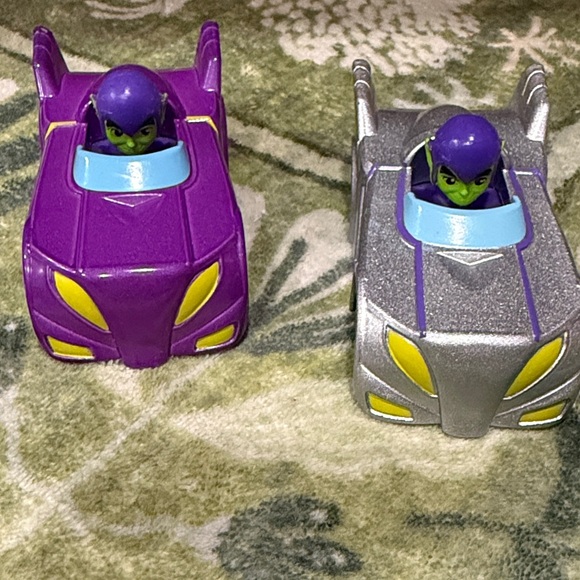 Spidey & His Amazing Friends Metal Cars - Picture 4 of 5